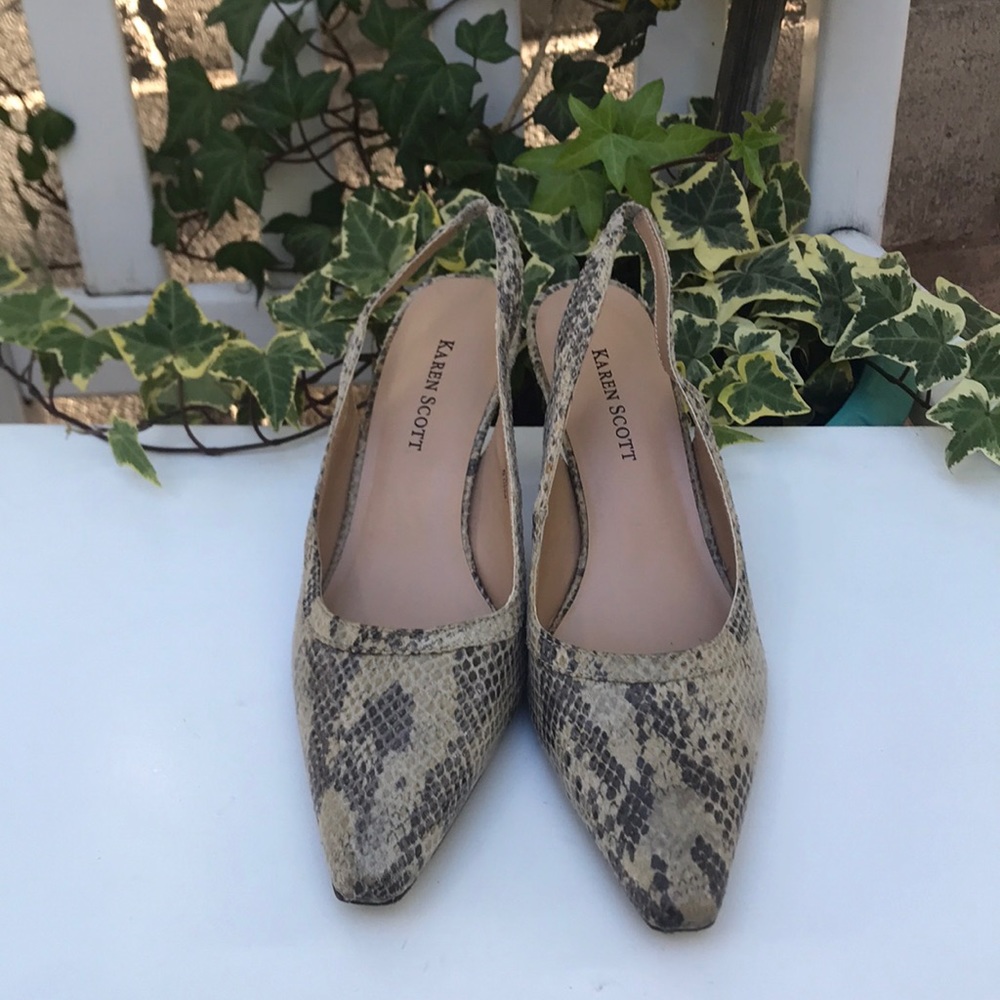 Karen Scott animal print sling back heels